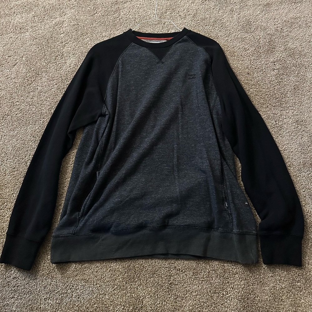 Billabong Men's Charcoal and Black Crewneck Sweater